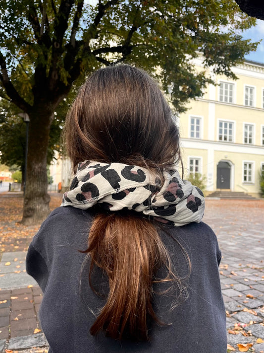 Musselintuch für Kinder – handgemachtes Dreieckstuch aus Musselin, leo