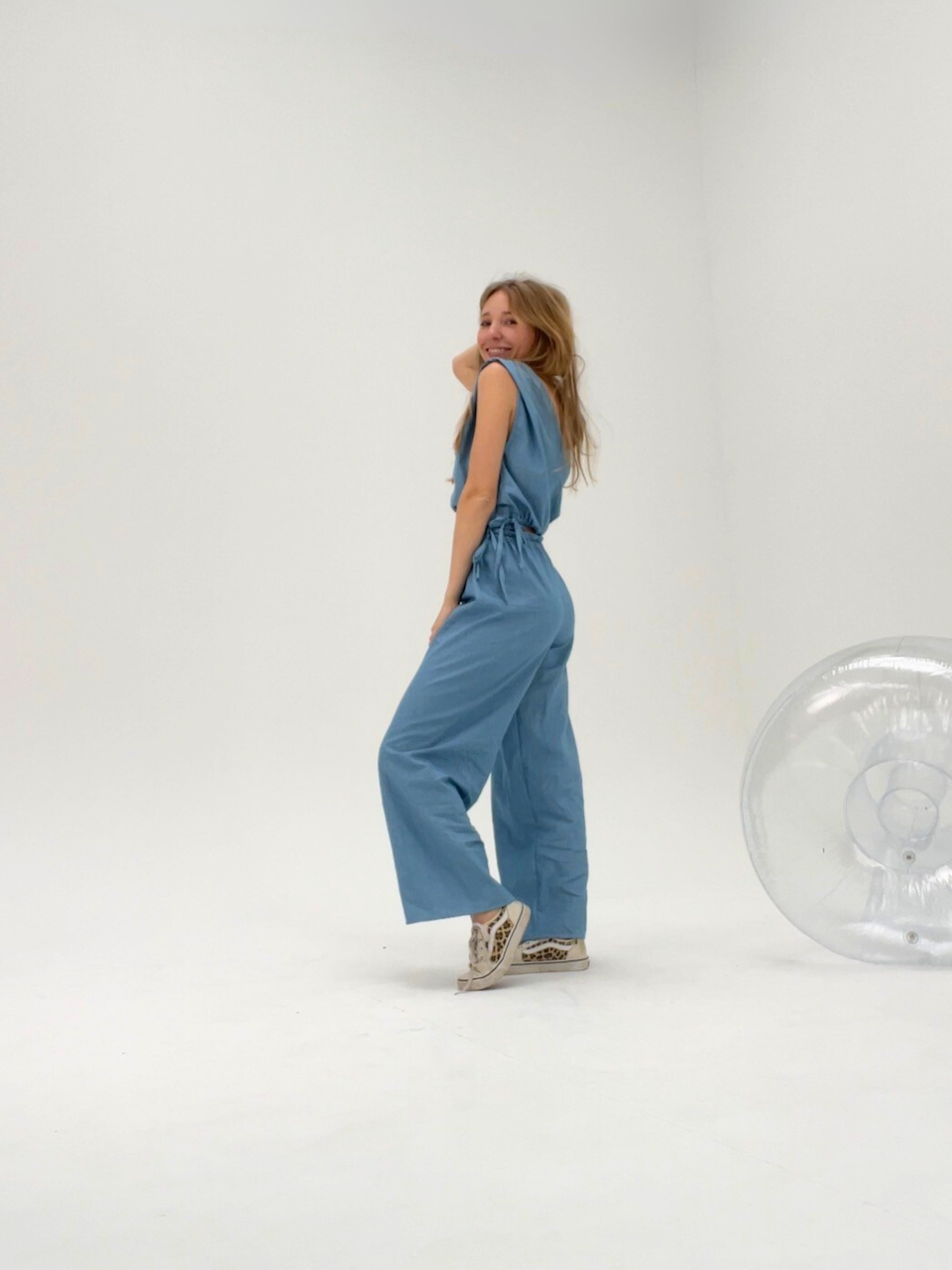 Weite Hose mit Schleifenband - summer denim