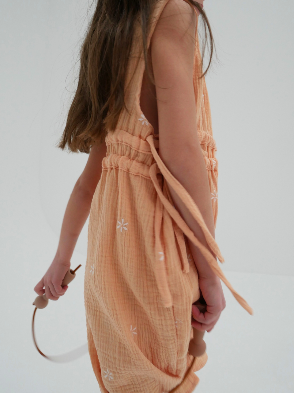 Schulterfreies Kleid mit Schleifen, Kleid - Musselin, lachs Blumen