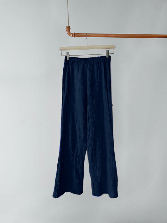 Wunderschöne Musselin Hose, dark navy
