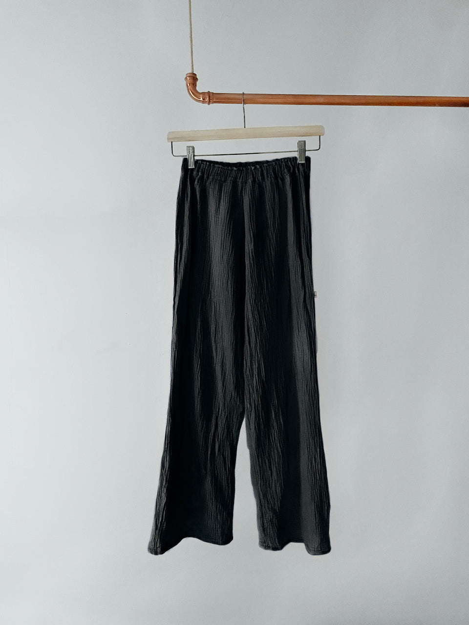 Wunderschöne Musselin Hose, black